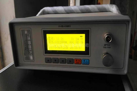 探索蓄電池充放電測試儀的關鍵特性和應用17C35